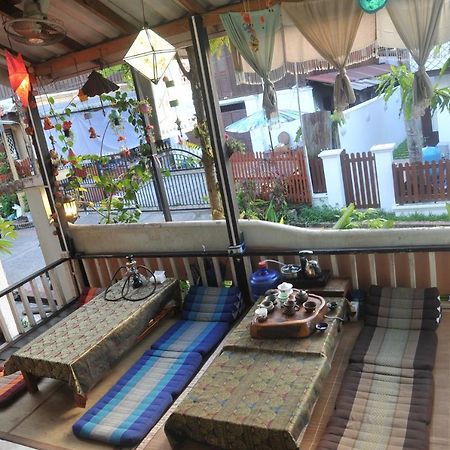 Viradesa Guesthouse Luang Prabang Esterno foto