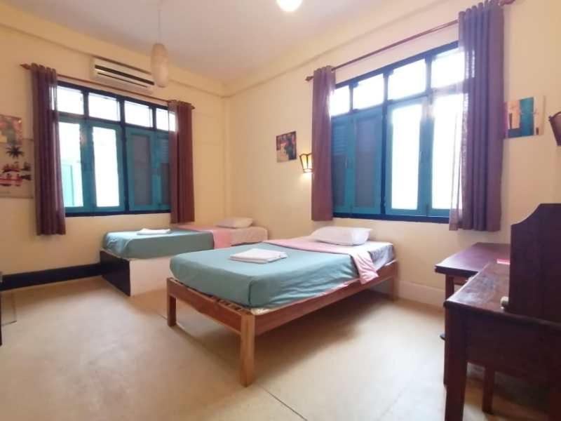Viradesa Guesthouse Luang Prabang Esterno foto
