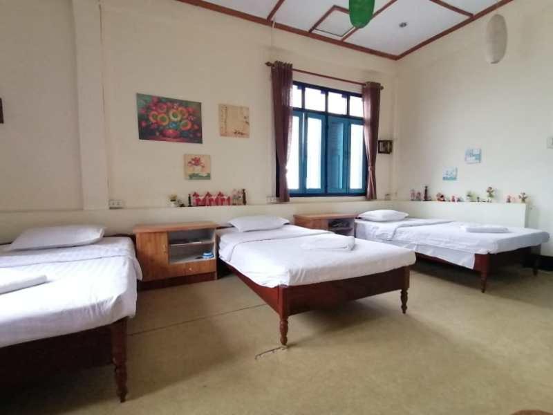 Viradesa Guesthouse Luang Prabang Esterno foto
