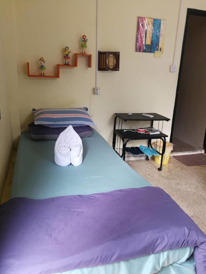 Viradesa Guesthouse Luang Prabang Esterno foto