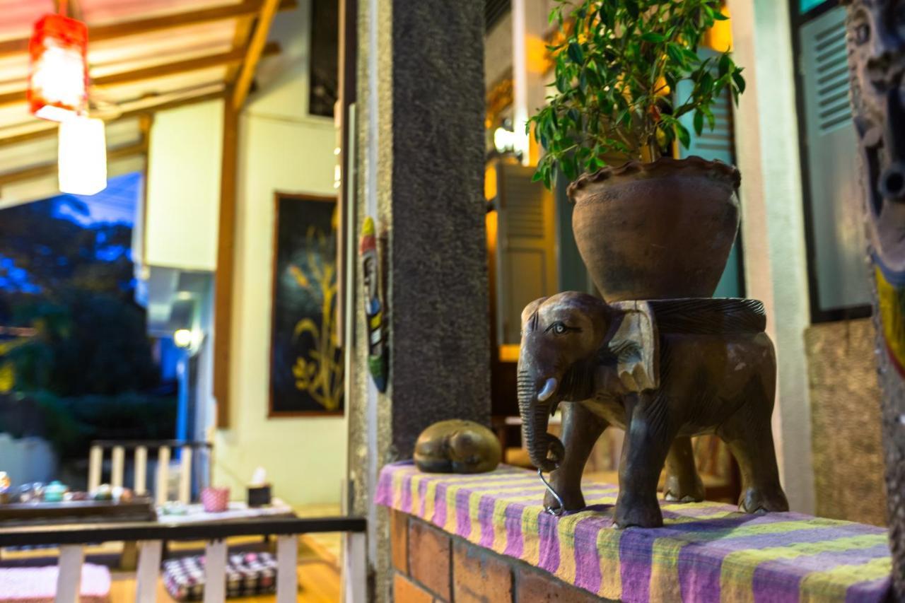 Viradesa Guesthouse Luang Prabang Esterno foto